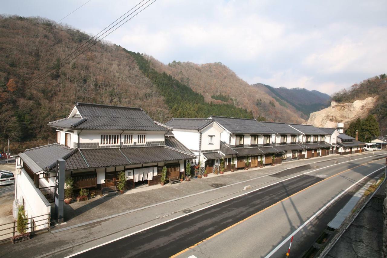 Yubaraonsen Yubaranoyado Komeya Maniwa Exterior foto